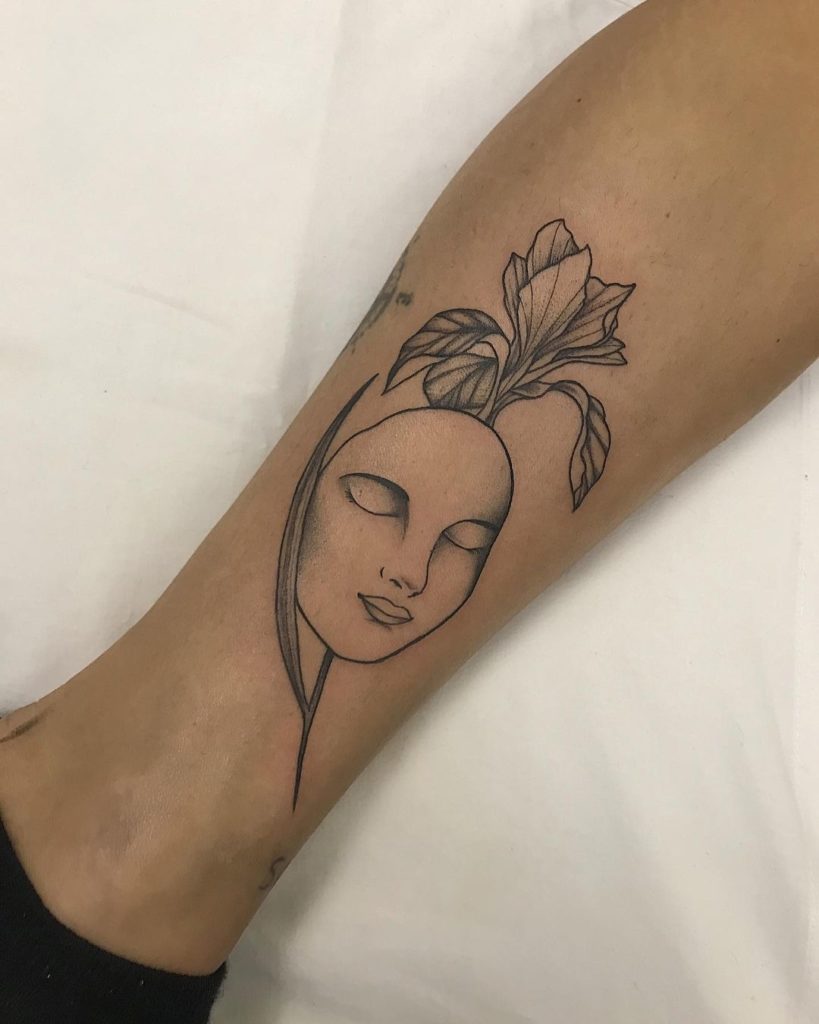tatuaje lirio cara