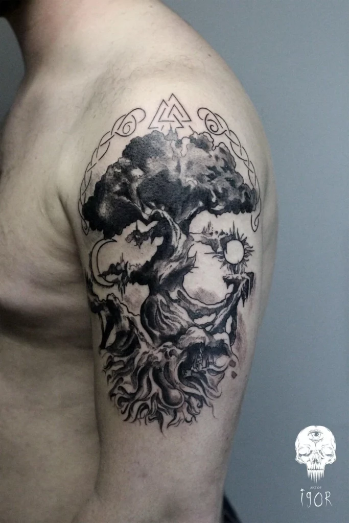 tatuaje árbol de la vida vikingo