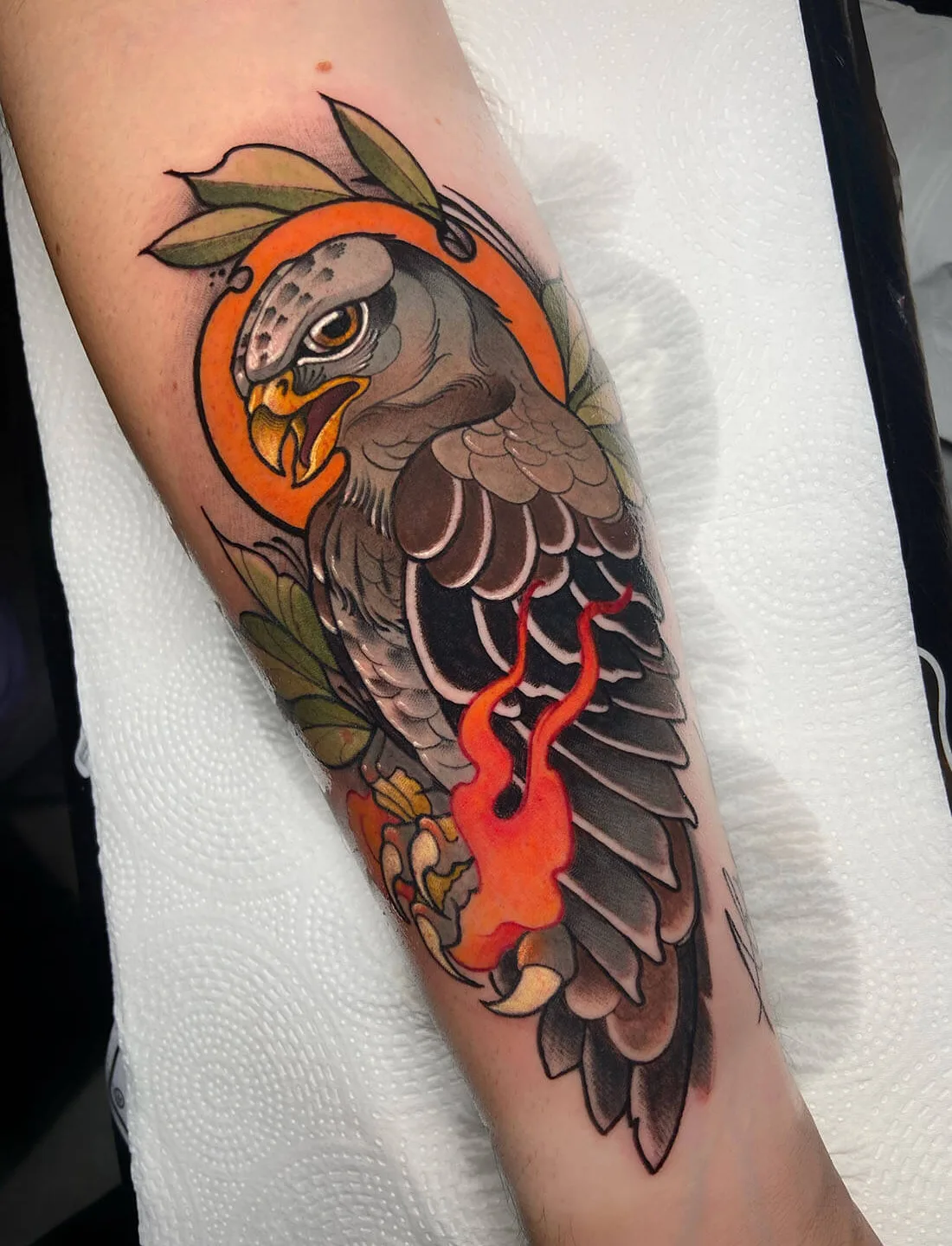 tatuajes aguila neotradicional